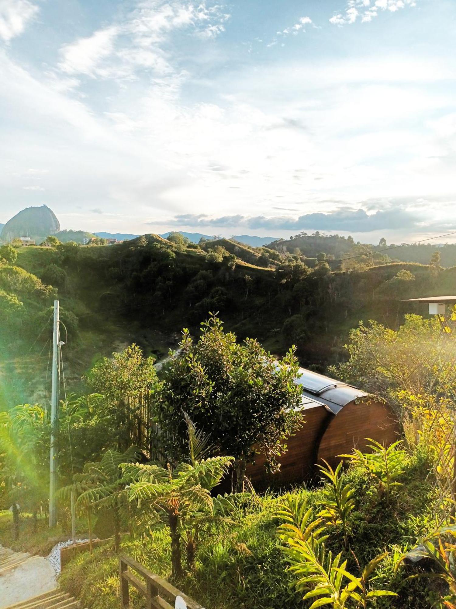 Hotel Glamping The Mountain Guatapé Exterior foto